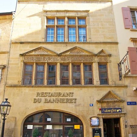 Aux Chambres Du Banneret Neuchâtel Exterior foto